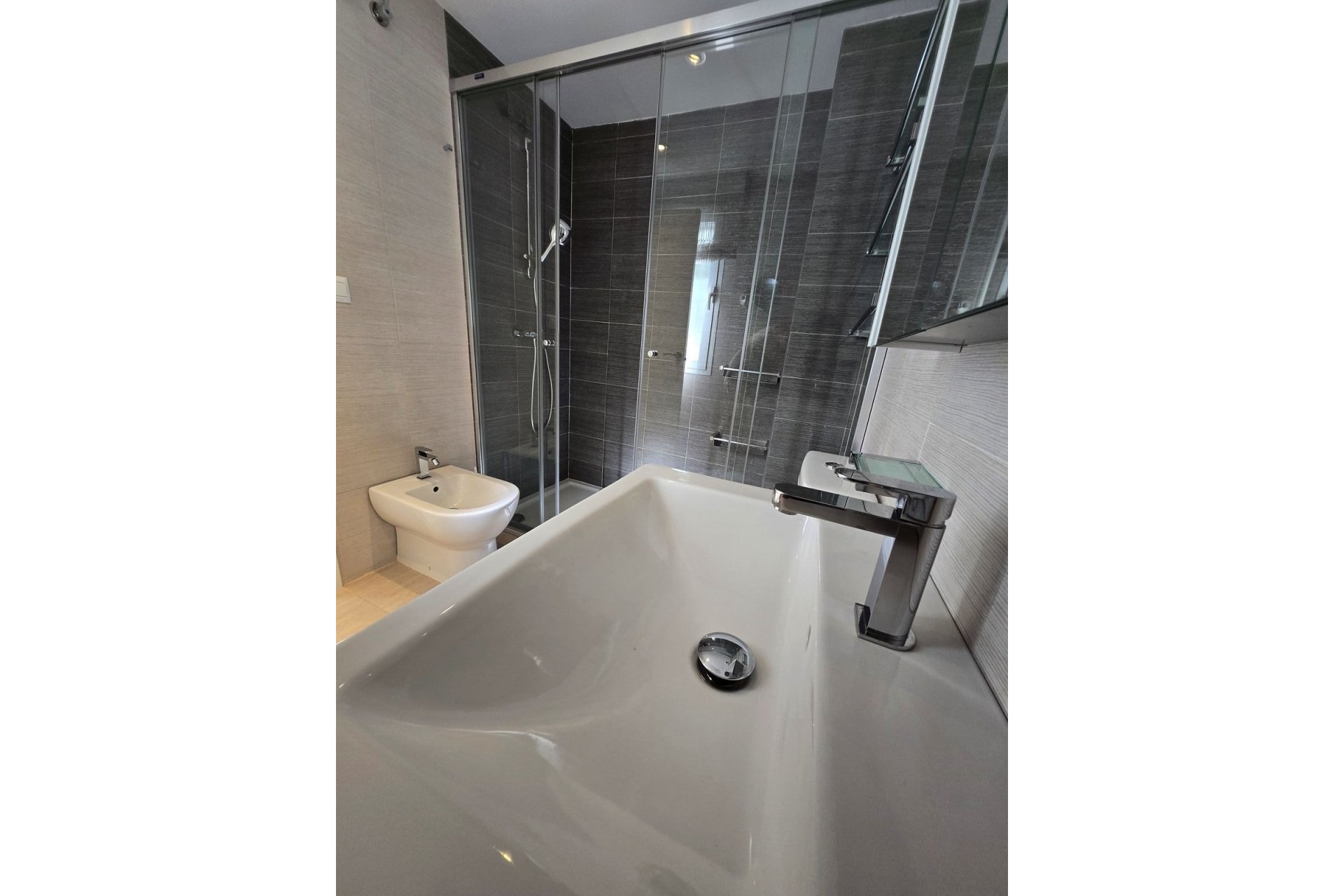 Rynek wtórny - apartment - Marbella - Nueva Andalucía