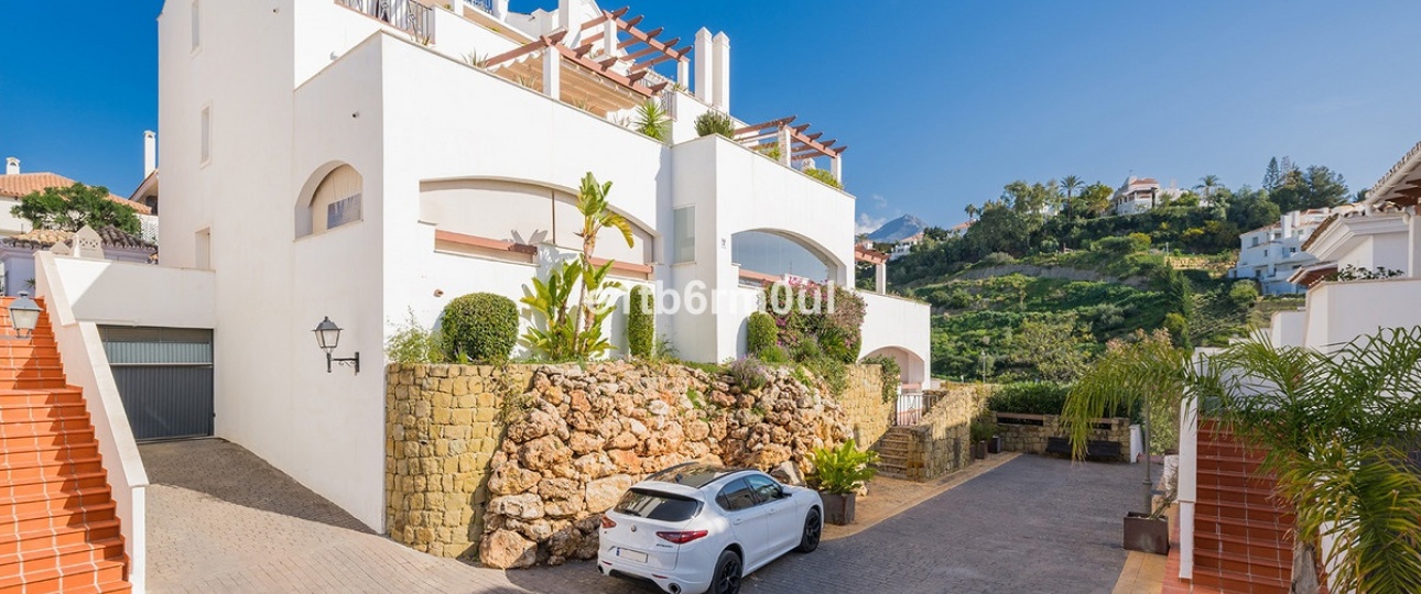 Rynek wtórny - apartment - Marbella - Nueva Andalucía
