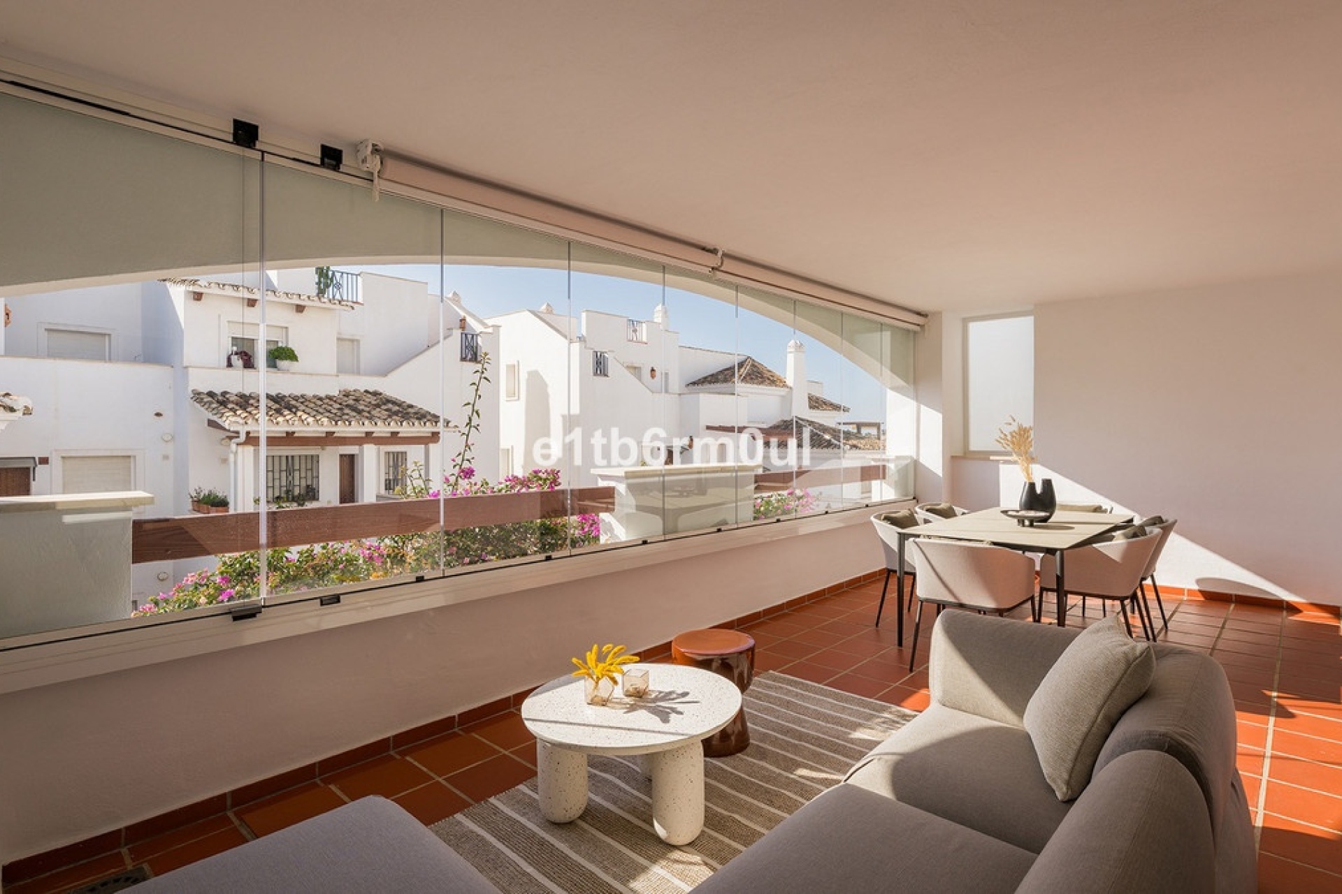 Rynek wtórny - apartment - Marbella - Nueva Andalucía
