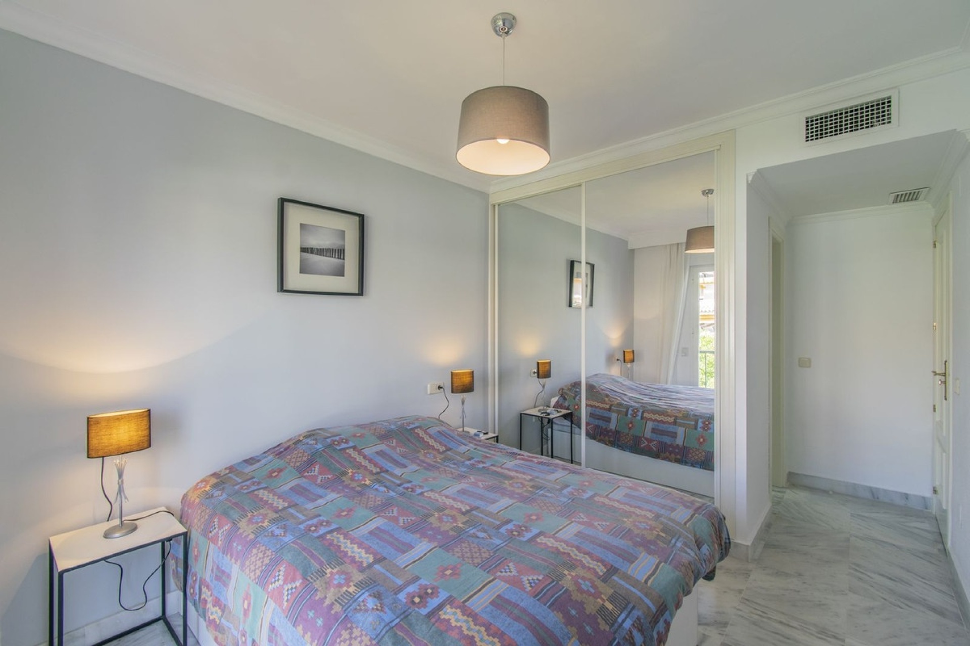 Rynek wtórny - apartment - Marbella - Nueva Andalucía