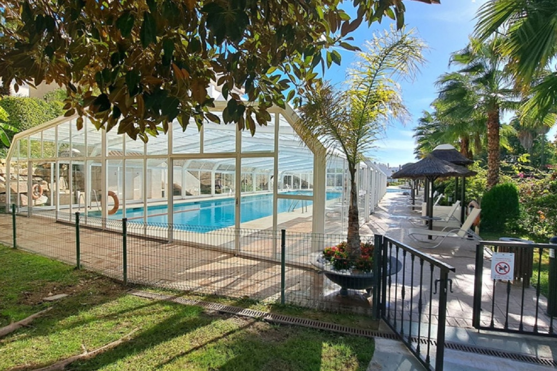 Rynek wtórny - apartment - Marbella - Nueva Andalucía