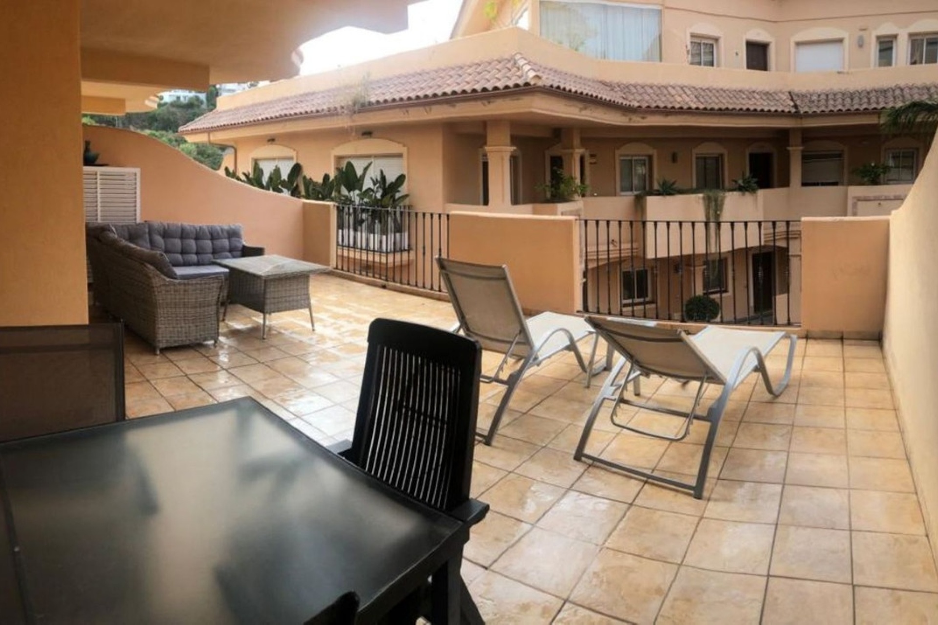 Rynek wtórny - apartment - Marbella - Nueva Andalucía