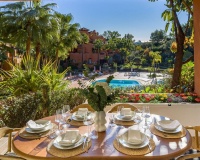 Rynek wtórny - apartment - Marbella - Nueva Andalucía