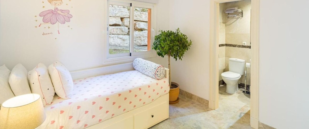 Rynek wtórny - apartment - Marbella - Nueva Andalucía