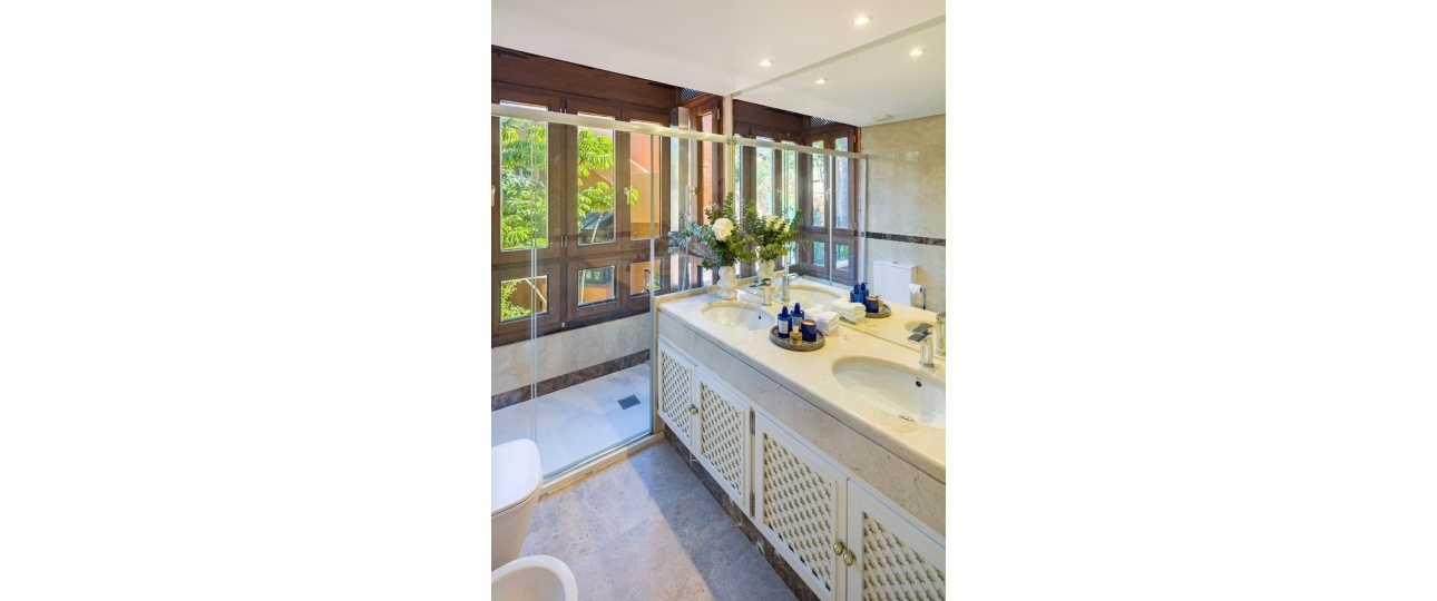 Rynek wtórny - apartment - Marbella - Nueva Andalucía