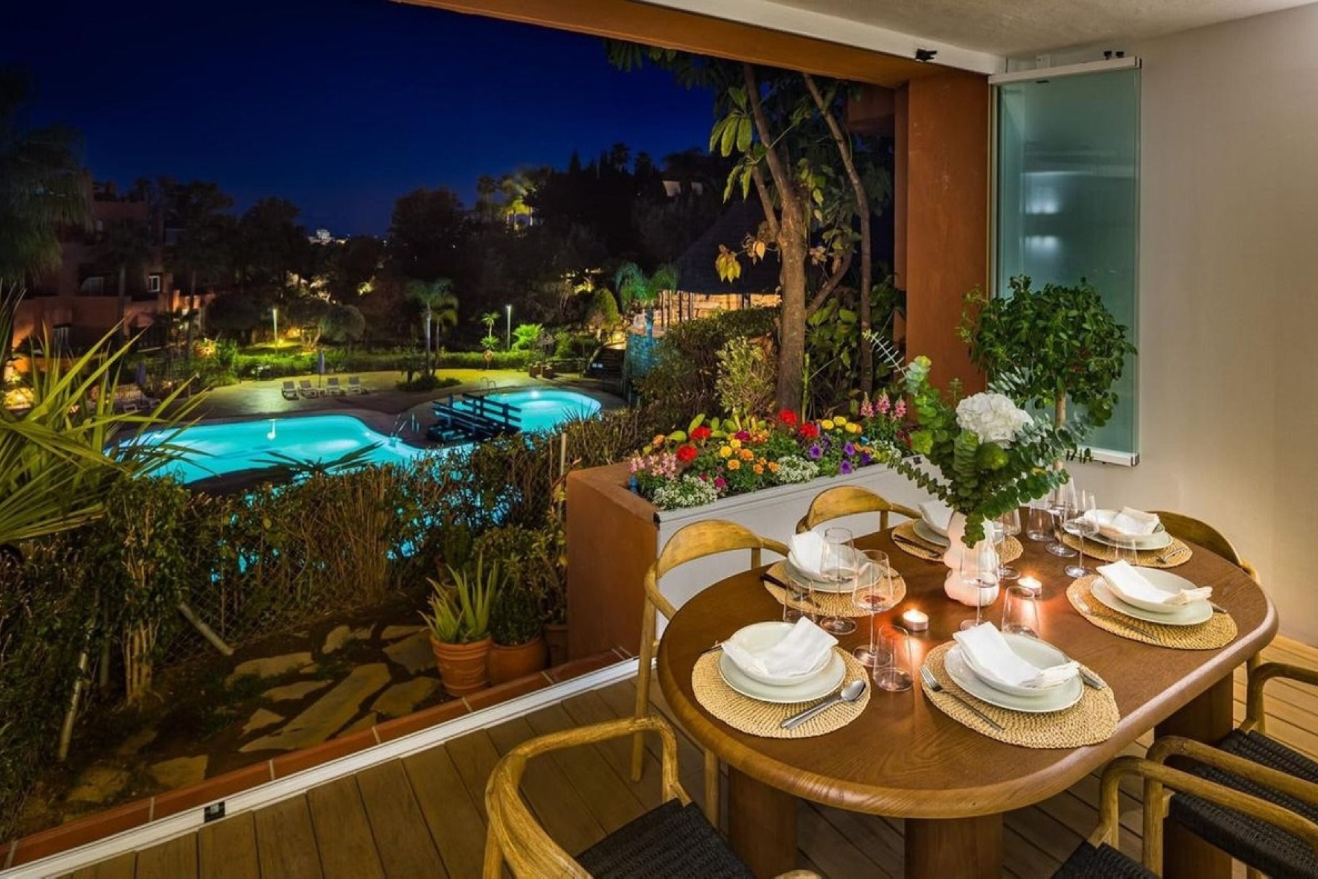 Rynek wtórny - apartment - Marbella - Nueva Andalucía