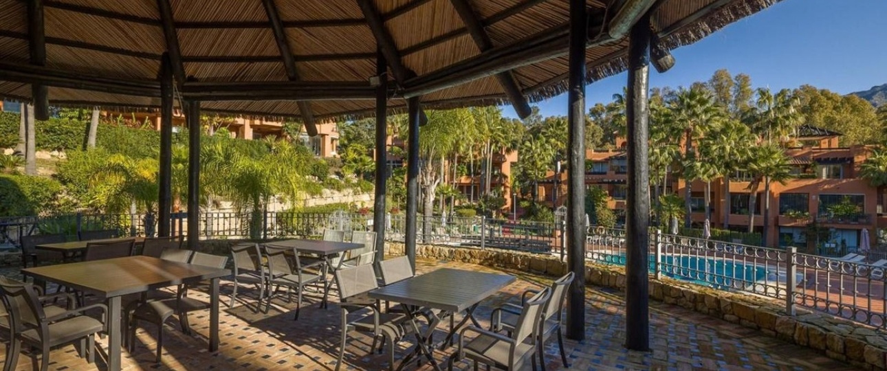Rynek wtórny - apartment - Marbella - Nueva Andalucía