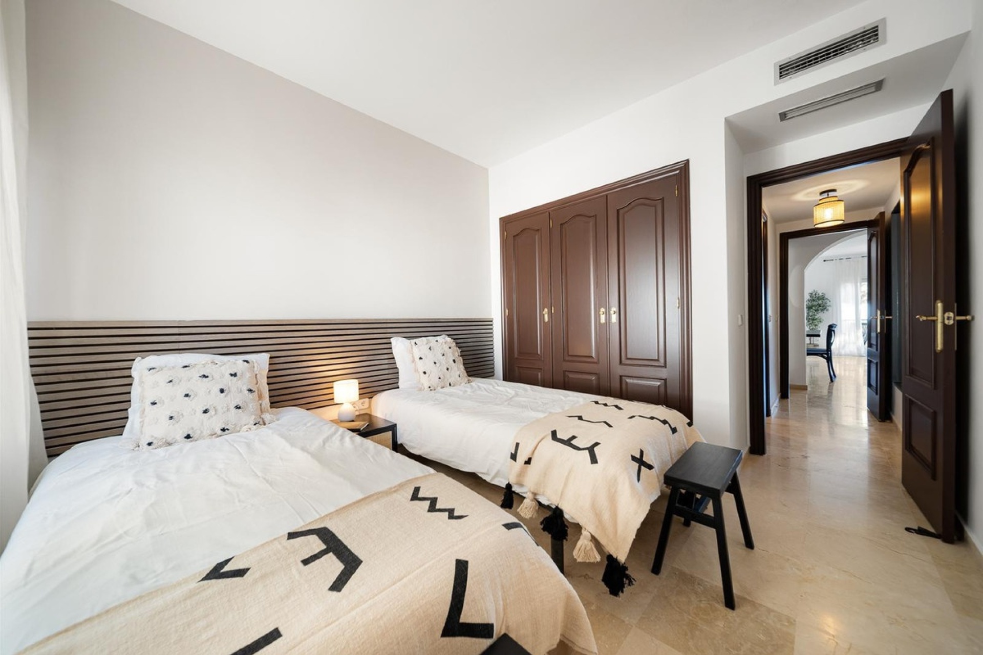 Rynek wtórny - apartment - Marbella - Nueva Andalucía
