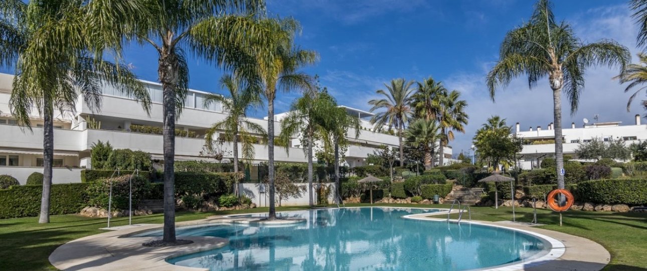 Rynek wtórny - apartment - Marbella - Nueva Andalucía