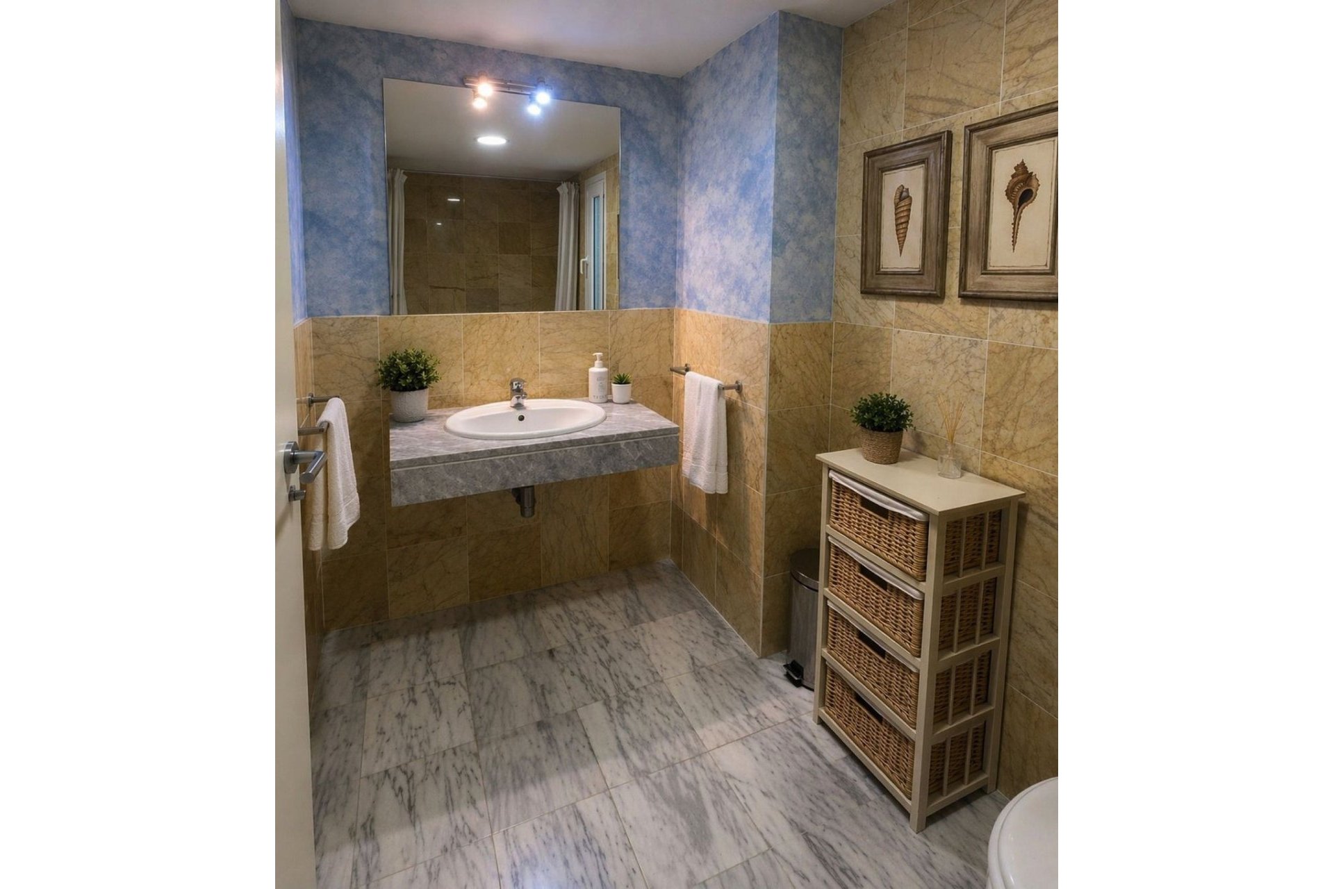 Rynek wtórny - apartment - Marbella - Nueva Andalucía