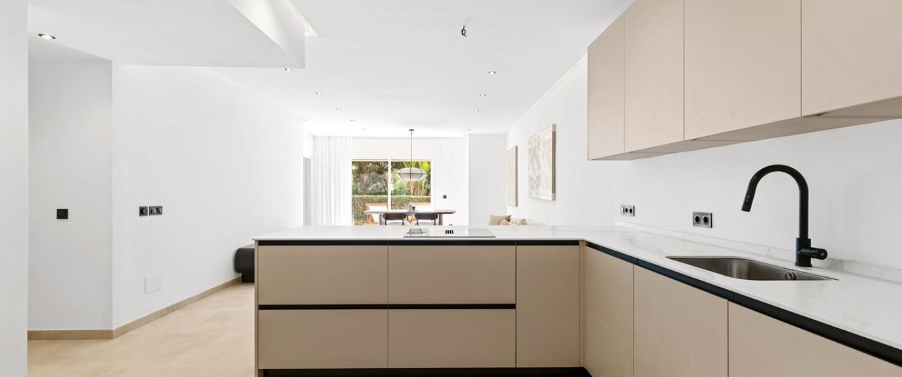 Rynek wtórny - apartment - Marbella - Nueva Andalucía