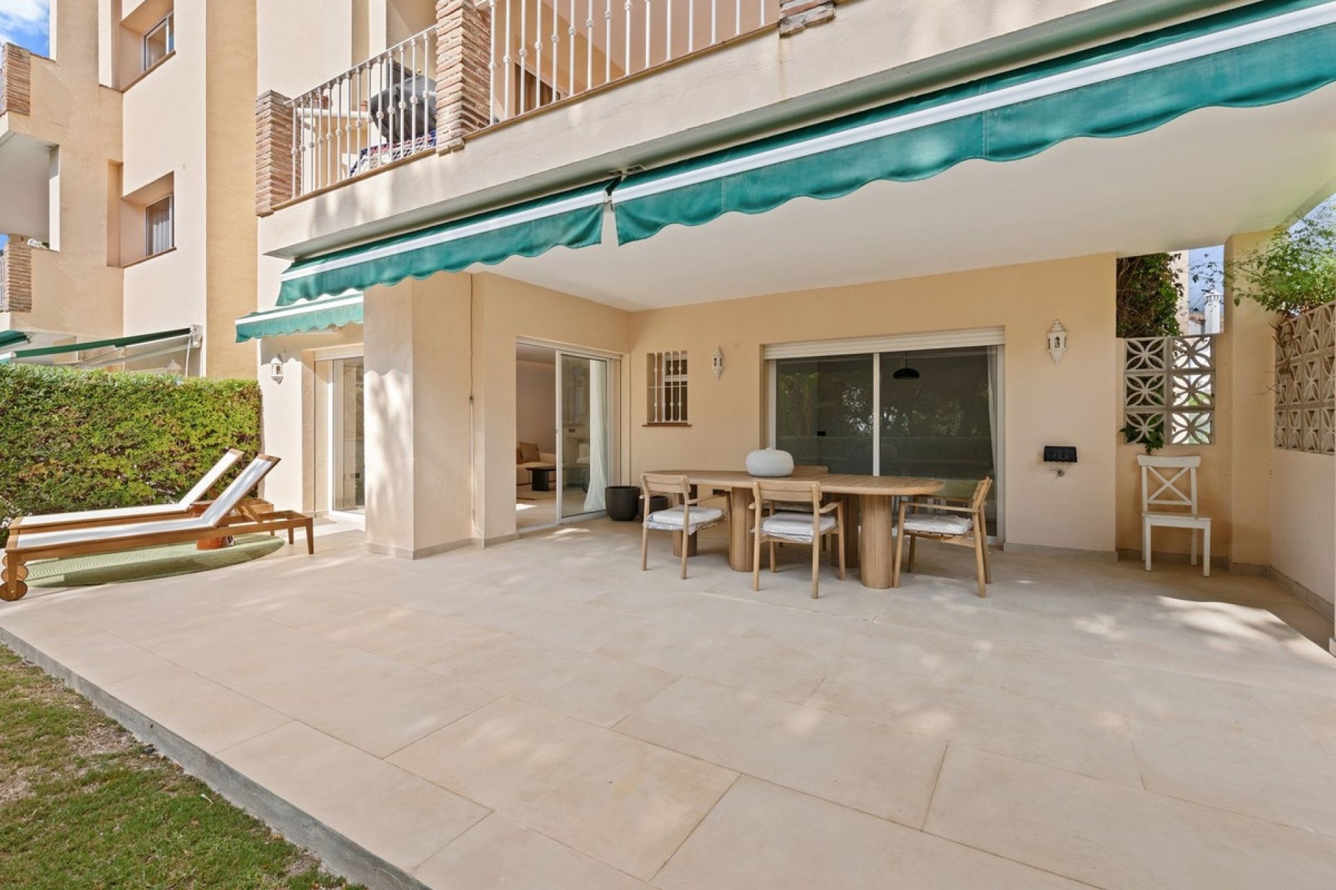 Rynek wtórny - apartment - Marbella - Nueva Andalucía