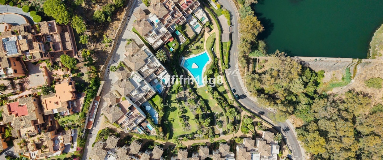 Rynek wtórny - apartment - Marbella - Nueva Andalucía