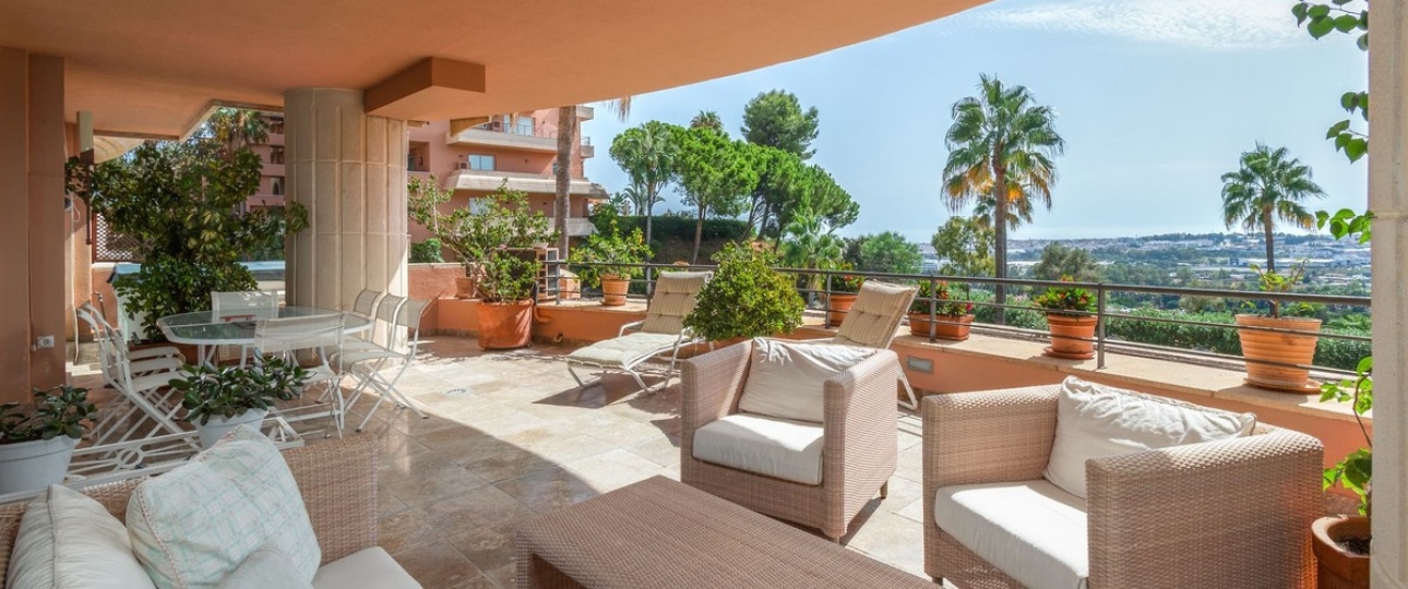 Rynek wtórny - apartment - Marbella - Nueva Andalucía