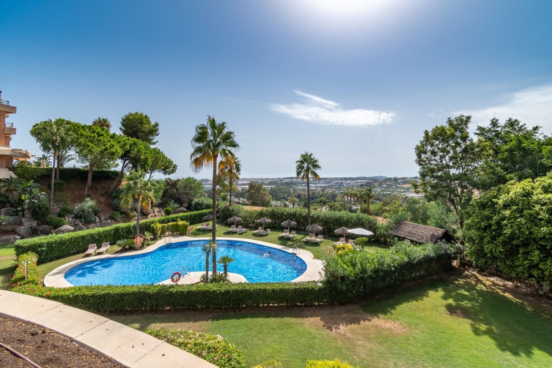Rynek wtórny - apartment - Marbella - Nueva Andalucía