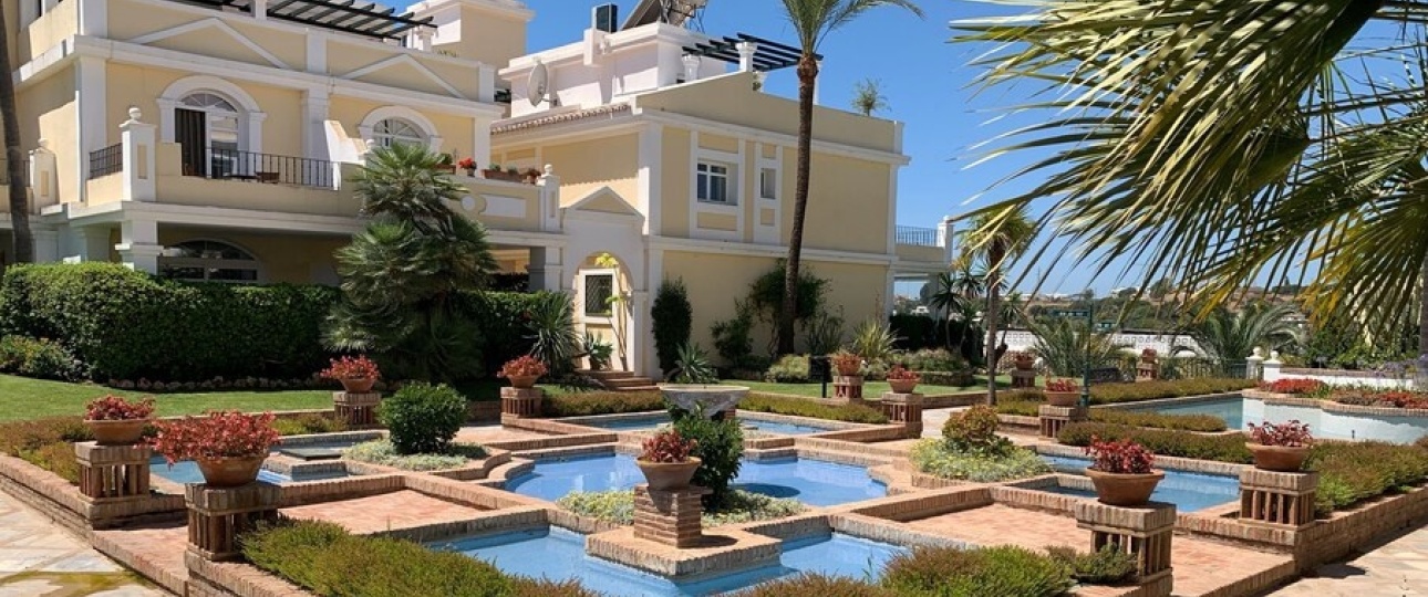 Rynek wtórny - apartment - Marbella - Nueva Andalucía