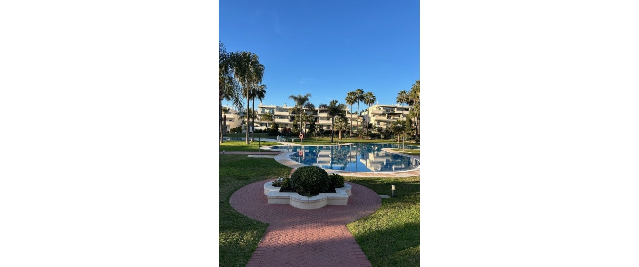 Rynek wtórny - apartment - Marbella - Nueva Andalucía