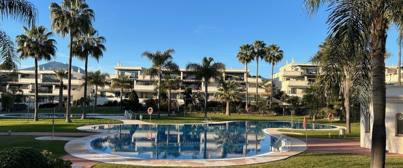 Rynek wtórny - apartment - Marbella - Nueva Andalucía