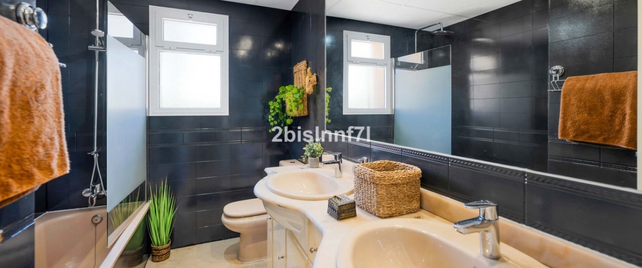 Rynek wtórny - apartment - Marbella - Nueva Andalucía