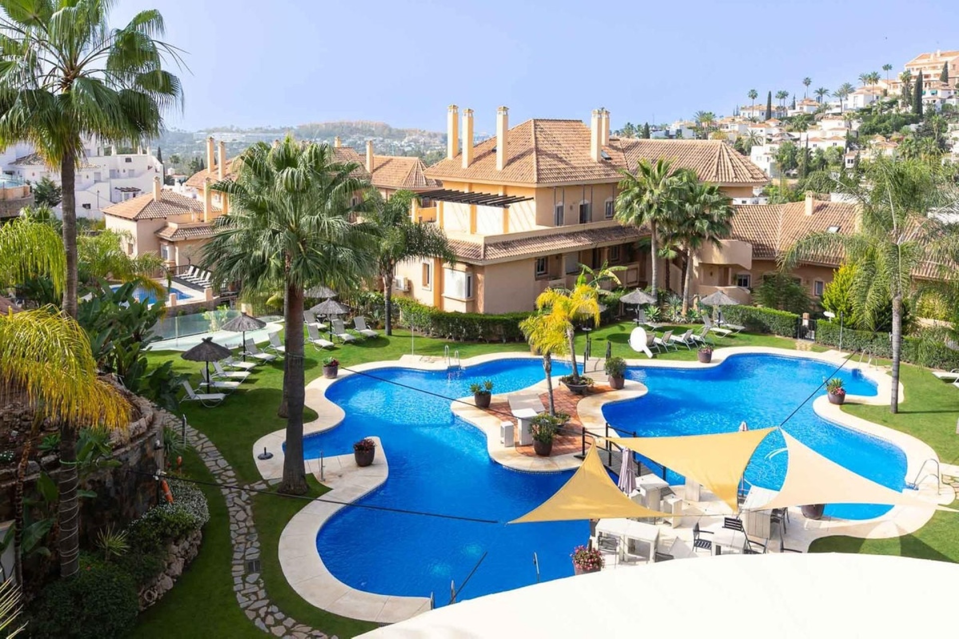Rynek wtórny - apartment - Marbella - Nueva Andalucía