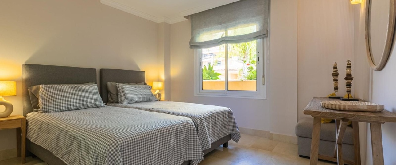 Rynek wtórny - apartment - Marbella - Nueva Andalucía