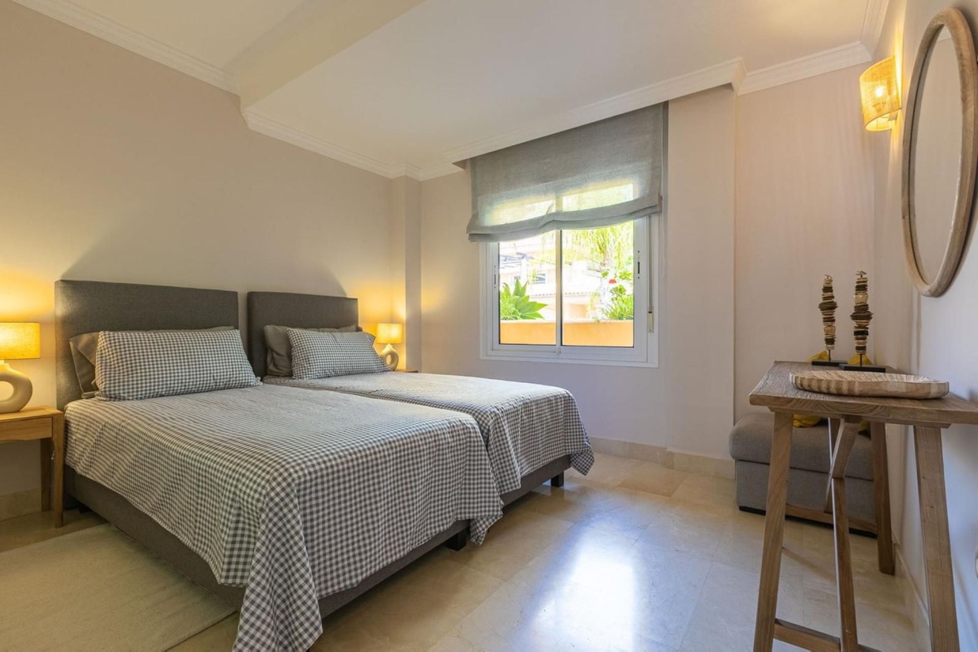 Rynek wtórny - apartment - Marbella - Nueva Andalucía