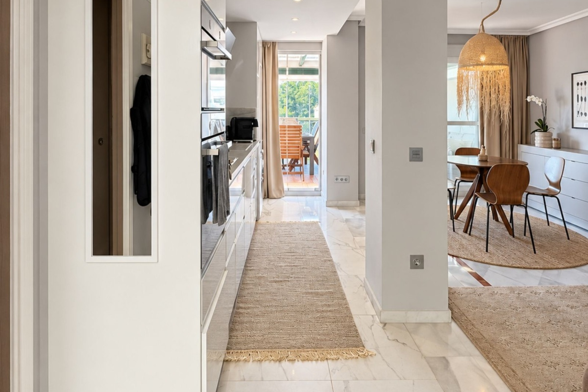 Rynek wtórny - apartment - Marbella - Nueva Andalucía