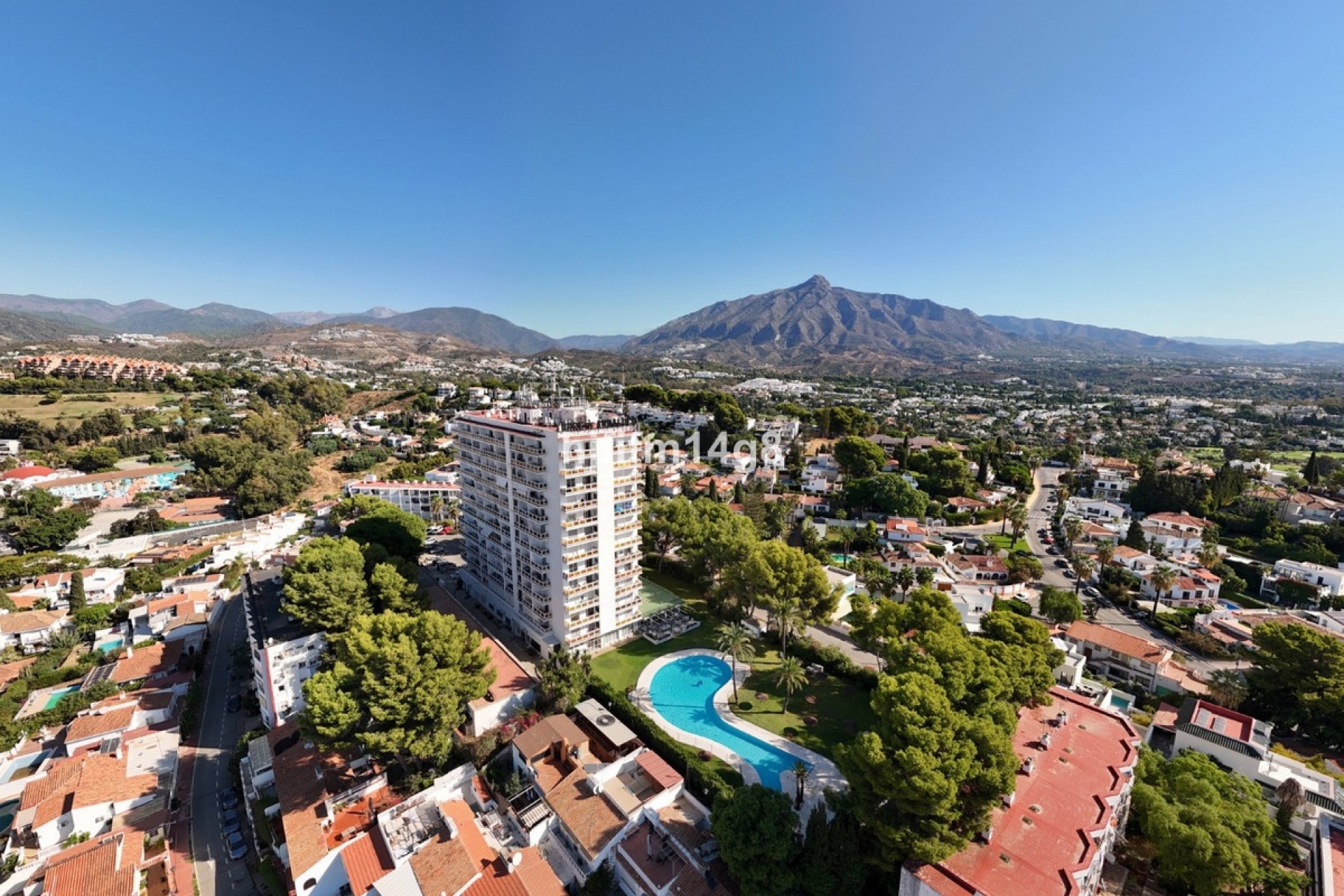 Rynek wtórny - apartment - Marbella - Nueva Andalucía