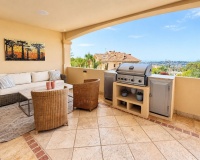 Rynek wtórny - apartment - Marbella - Nueva Andalucía