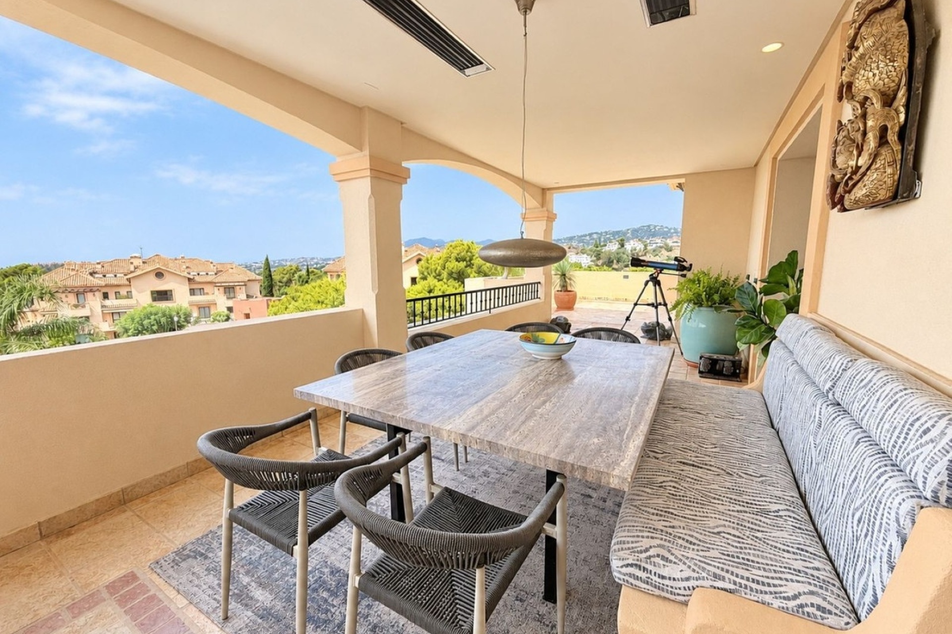 Rynek wtórny - apartment - Marbella - Nueva Andalucía