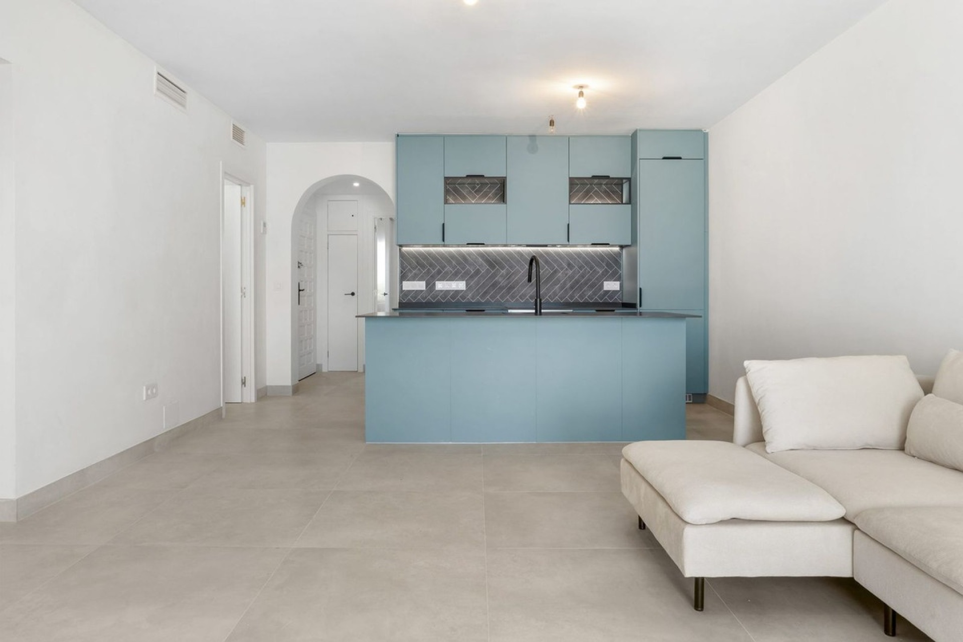 Rynek wtórny - apartment - Marbella - Nueva Andalucía
