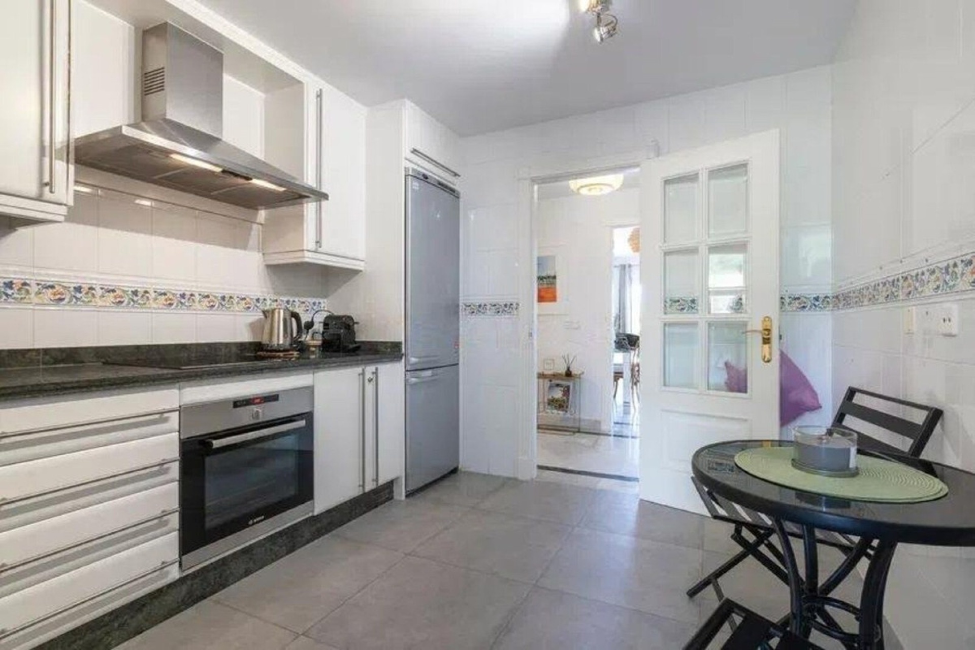 Rynek wtórny - apartment - Marbella - Nueva Andalucía