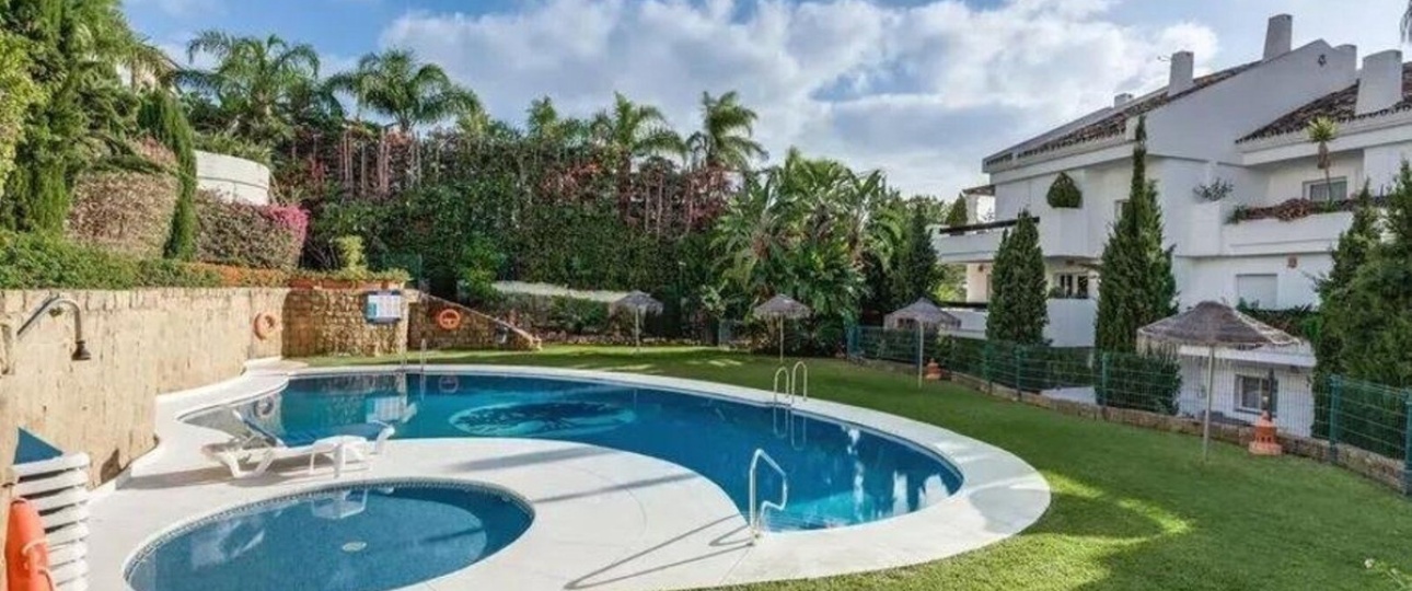 Rynek wtórny - apartment - Marbella - Nueva Andalucía