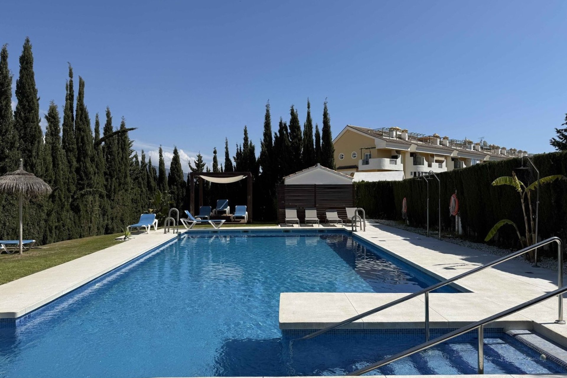 Rynek wtórny - apartment - Marbella - Nueva Andalucía