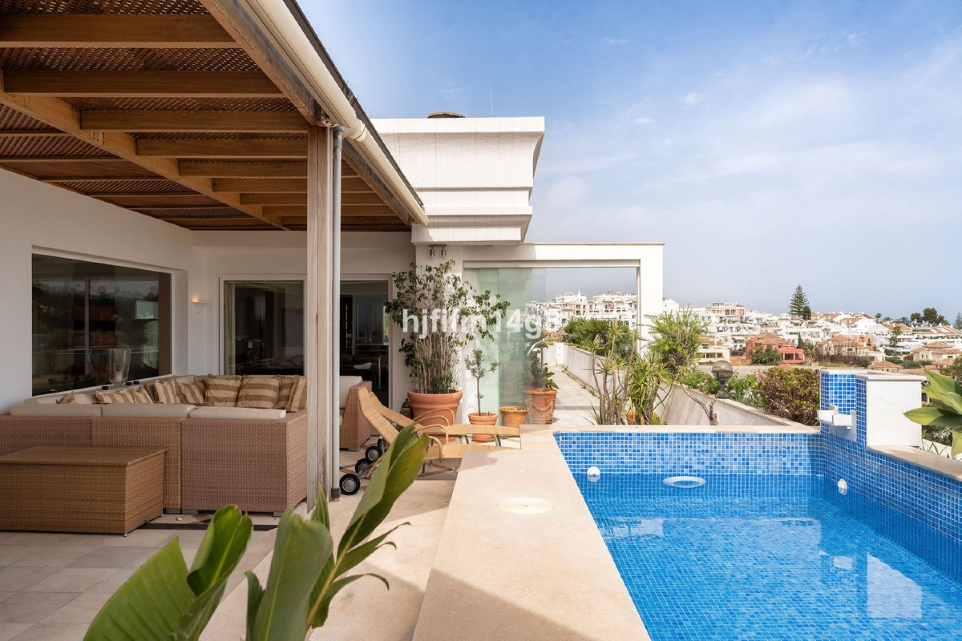 Rynek wtórny - apartment - Marbella - Nueva Andalucía