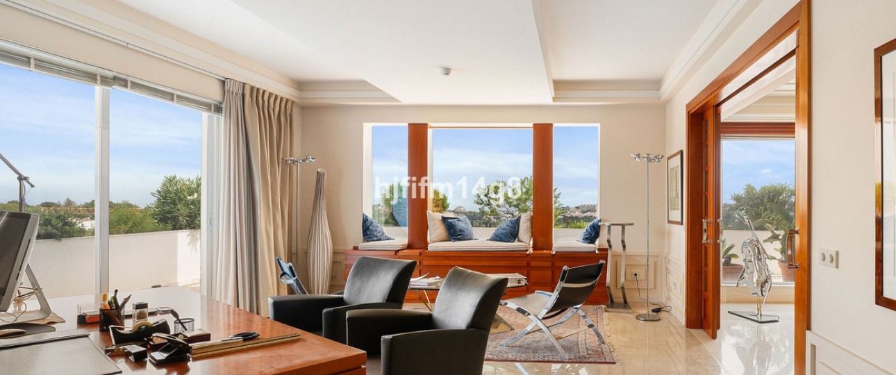 Rynek wtórny - apartment - Marbella - Nueva Andalucía