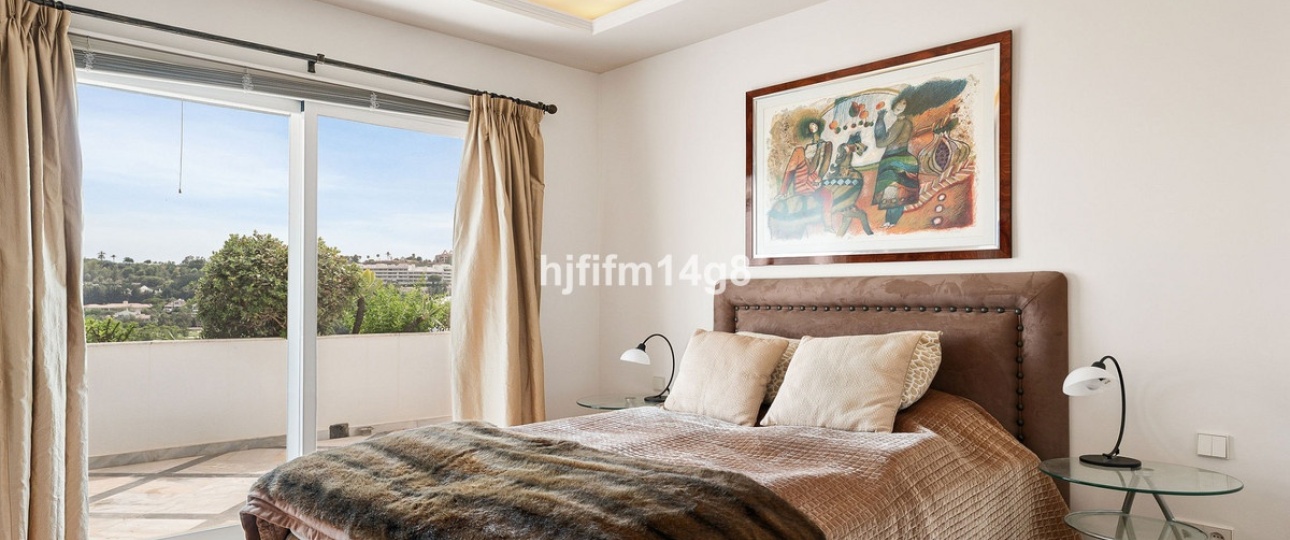 Rynek wtórny - apartment - Marbella - Nueva Andalucía