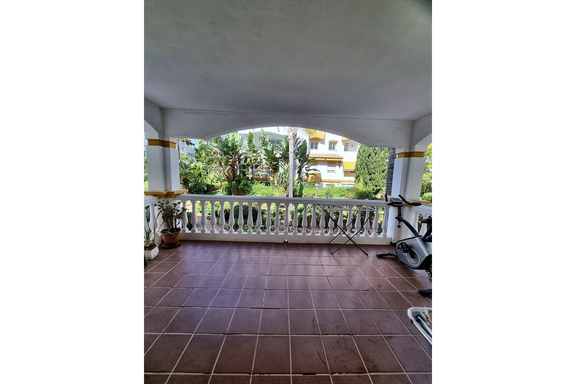 Rynek wtórny - apartment - Marbella - Nueva Andalucía