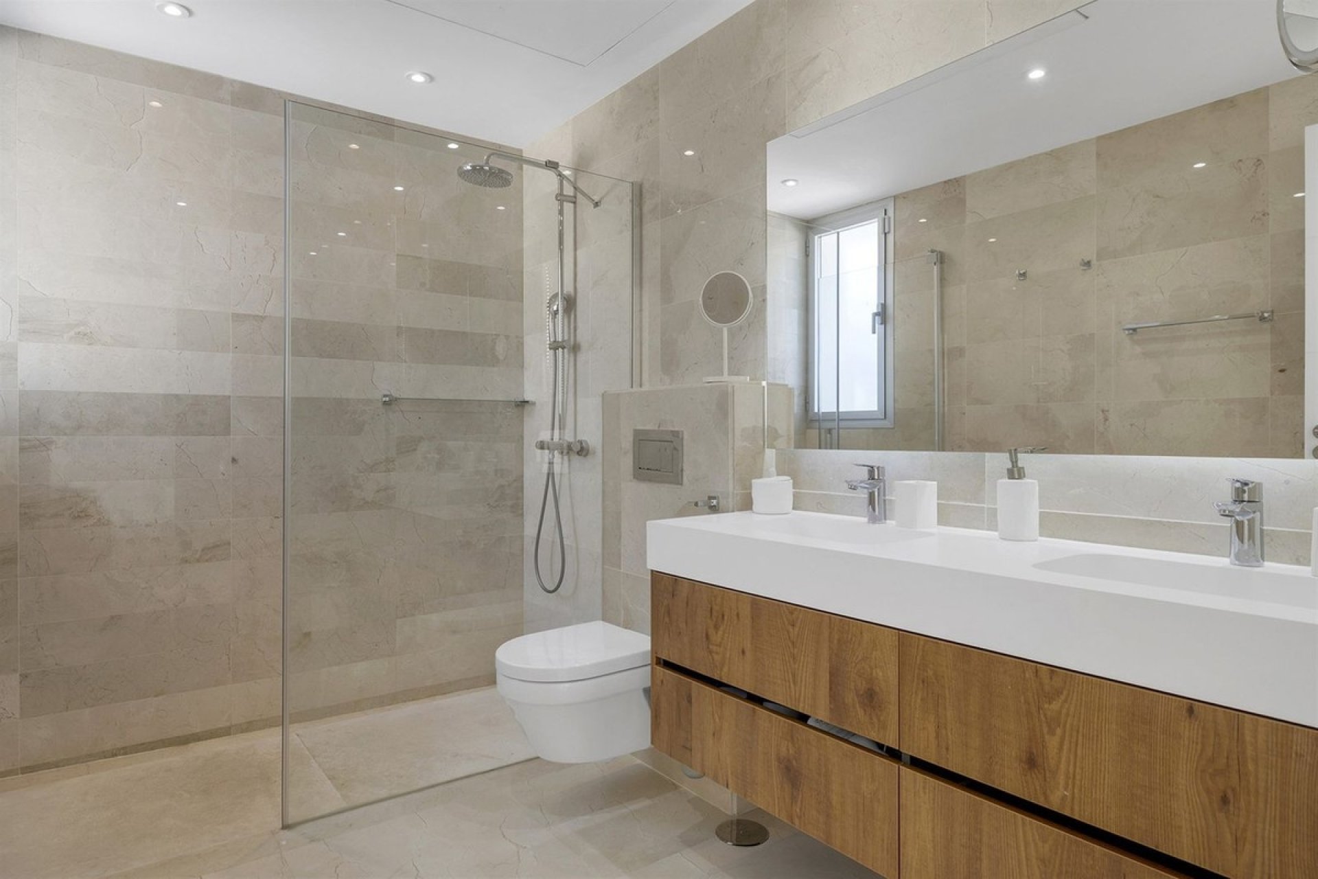 Rynek wtórny - apartment - Marbella - Nueva Andalucía