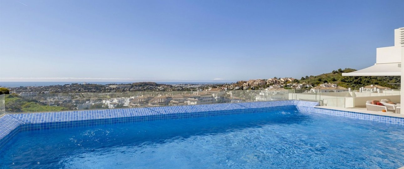 Rynek wtórny - apartment - Marbella - Nueva Andalucía