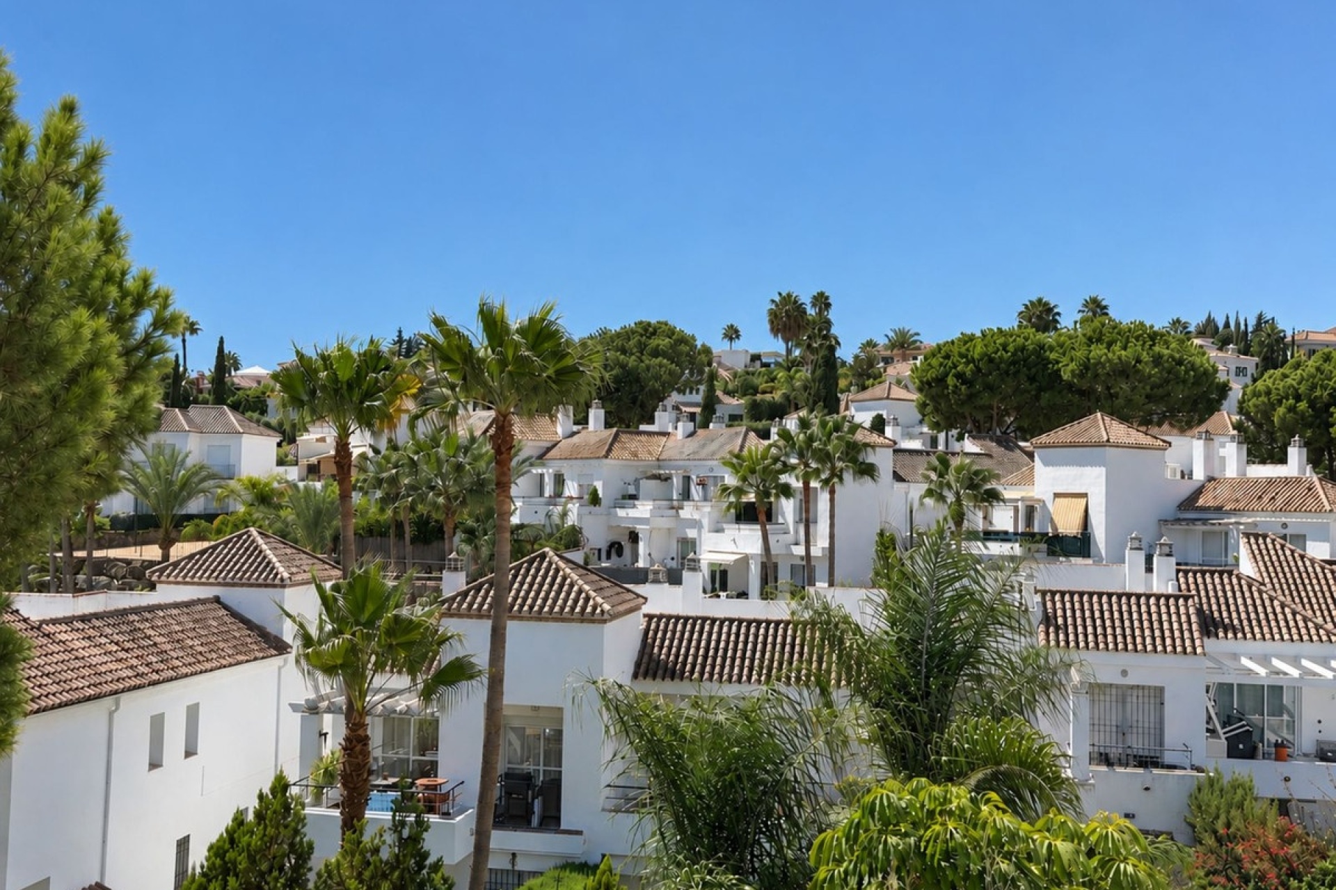 Rynek wtórny - apartment - Marbella - Nueva Andalucía