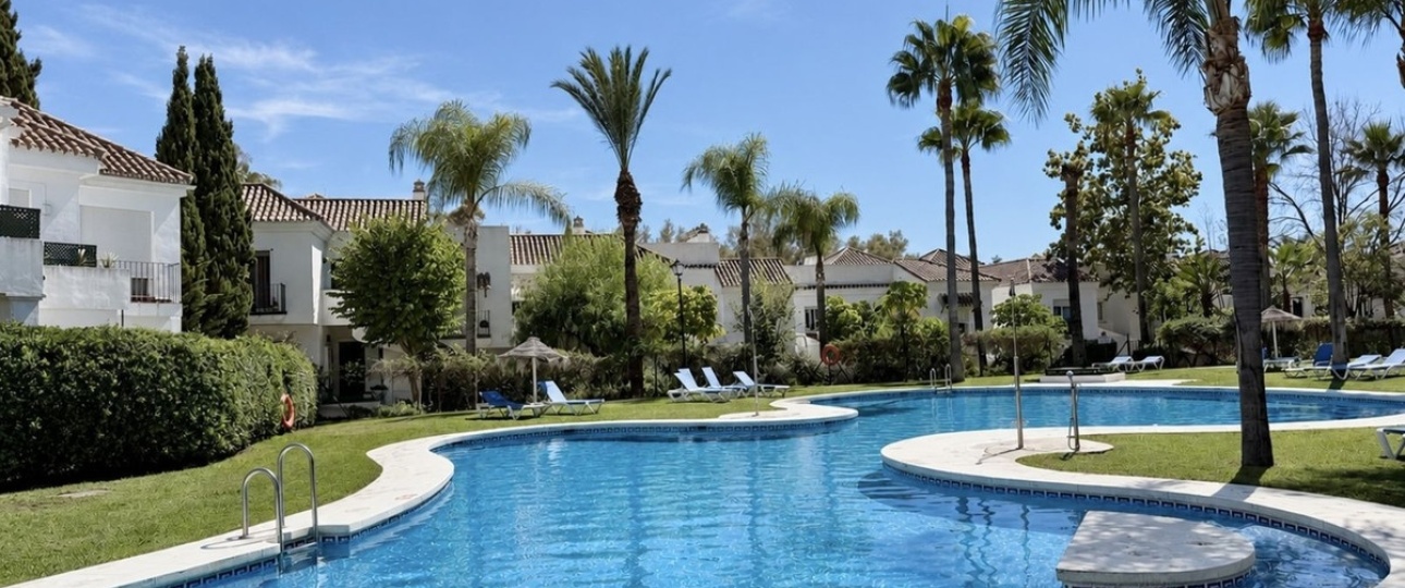 Rynek wtórny - apartment - Marbella - Nueva Andalucía