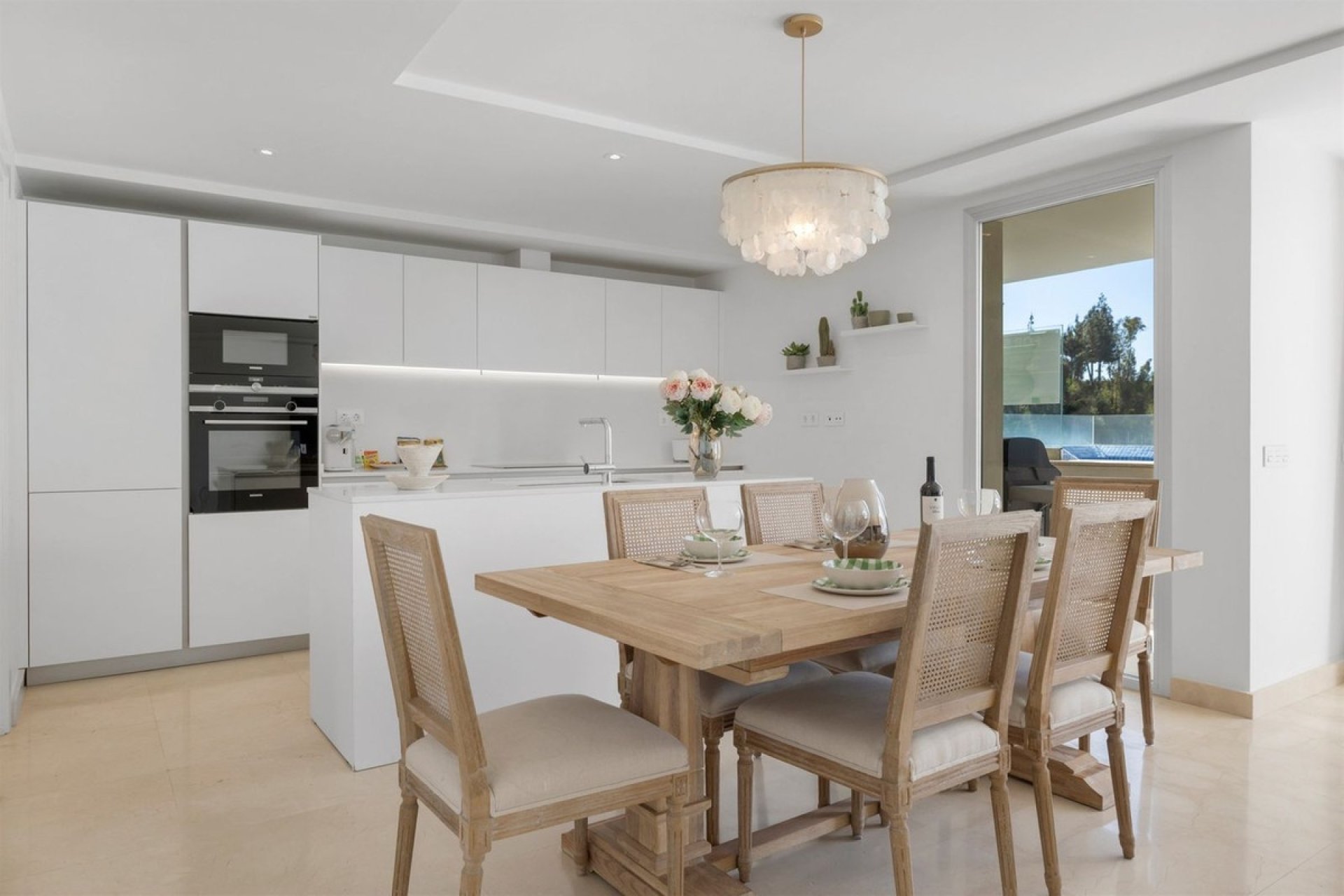Rynek wtórny - apartment - Marbella - Nueva Andalucía