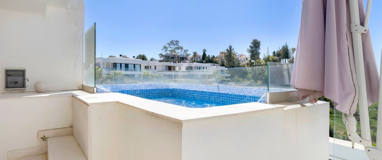 Rynek wtórny - apartment - Marbella - Nueva Andalucía