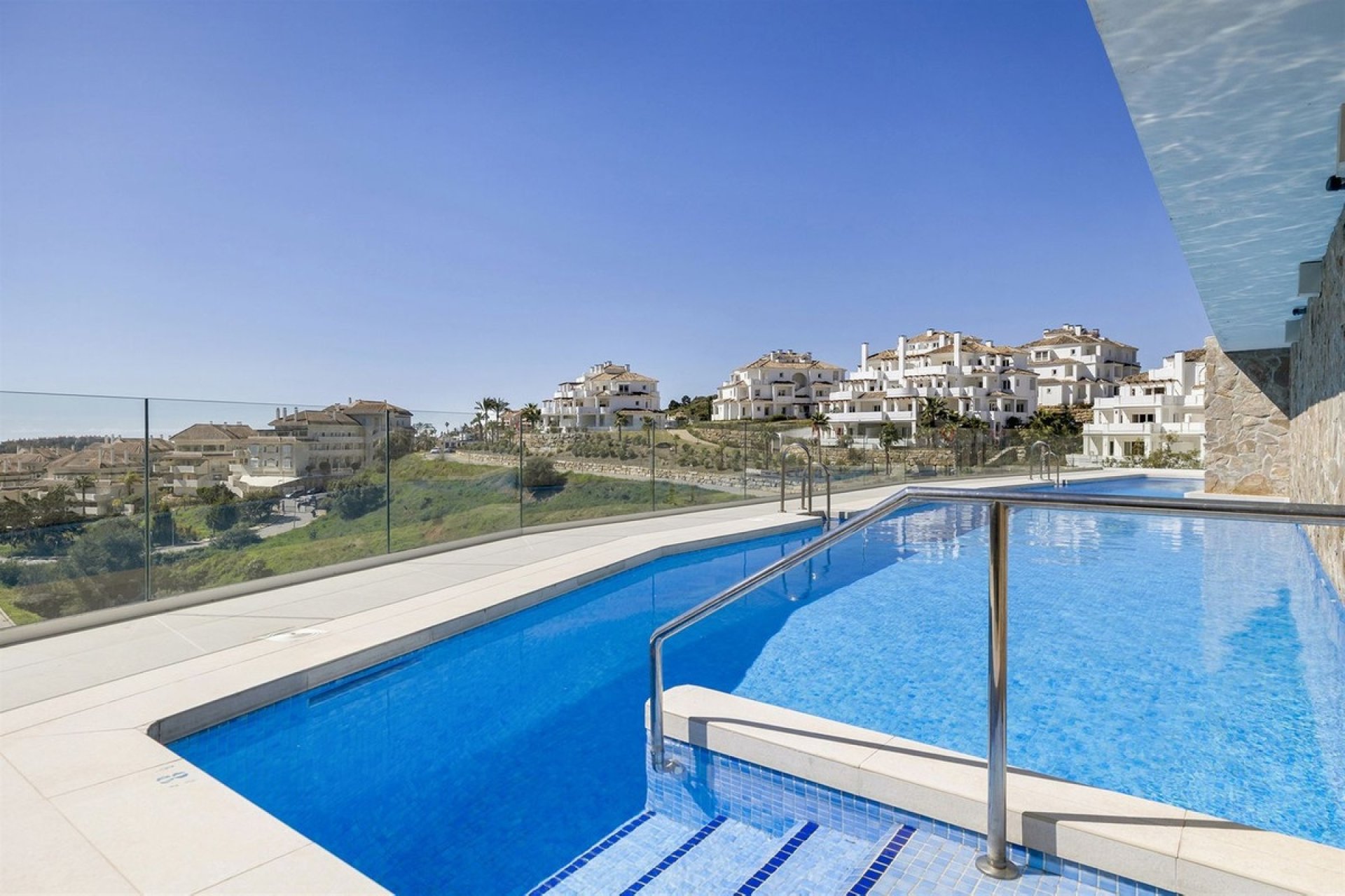 Rynek wtórny - apartment - Marbella - Nueva Andalucía