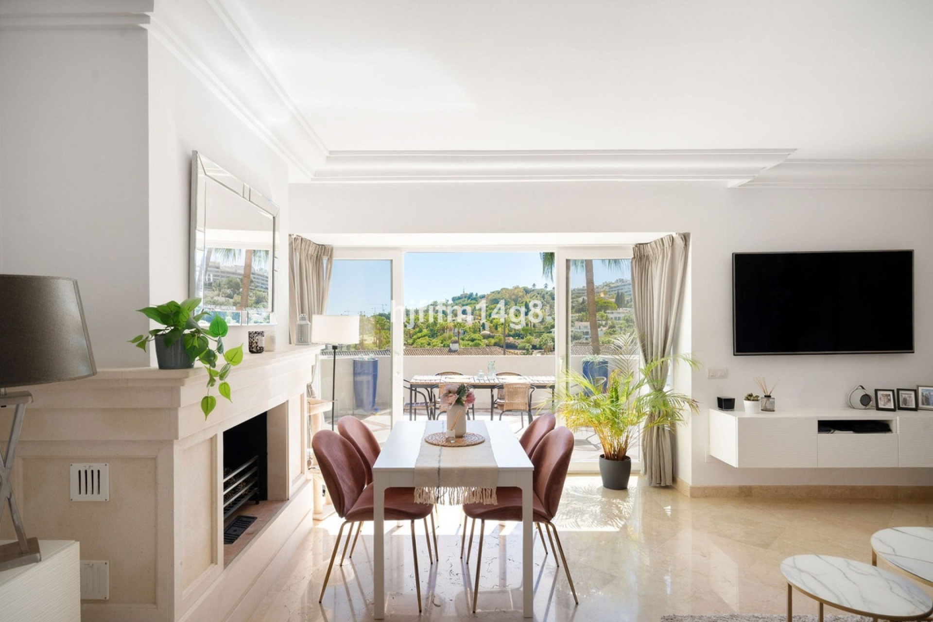 Rynek wtórny - apartment - Marbella - Nueva Andalucía