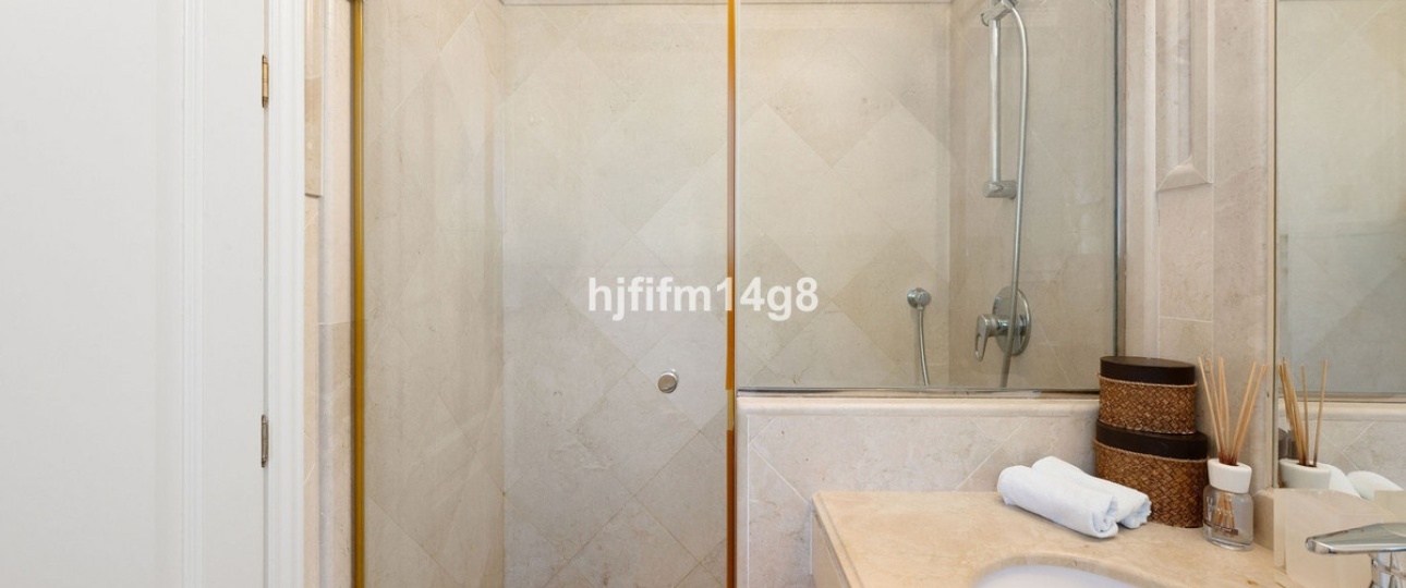 Rynek wtórny - apartment - Marbella - Nueva Andalucía