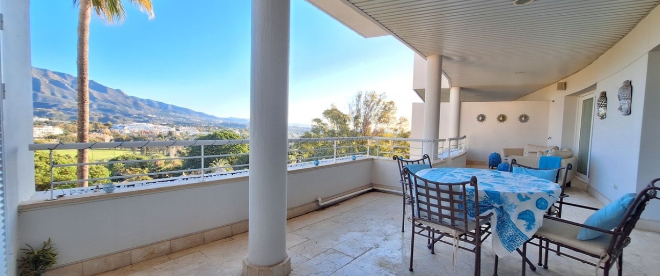 Rynek wtórny - apartment - Marbella - Nueva Andalucía