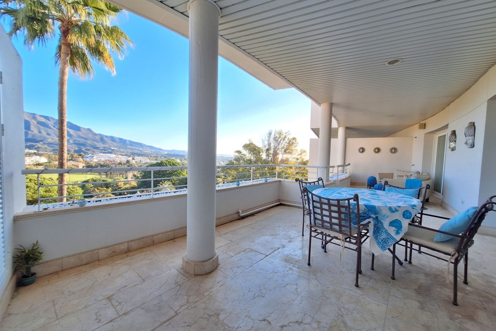 Rynek wtórny - apartment - Marbella - Nueva Andalucía