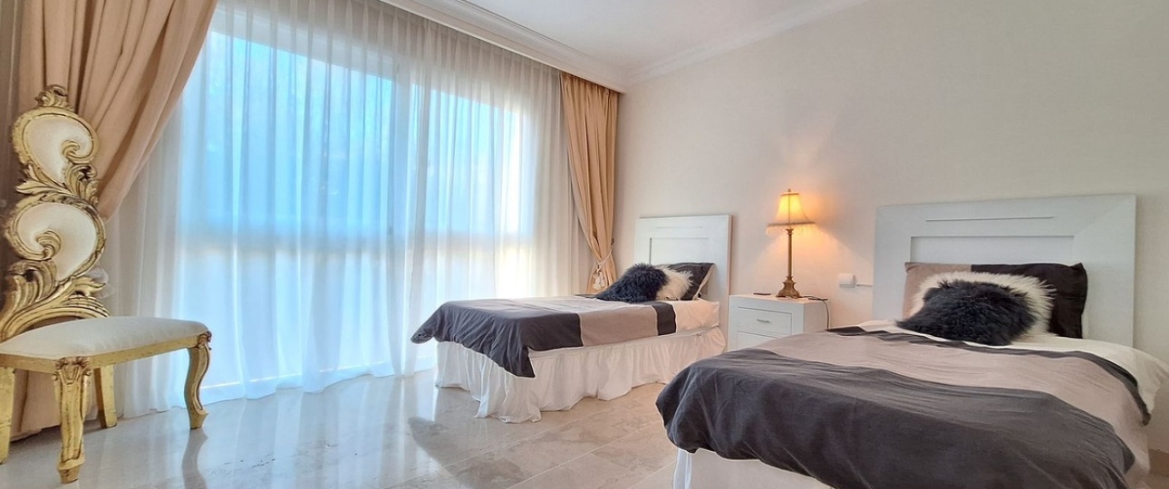 Rynek wtórny - apartment - Marbella - Nueva Andalucía